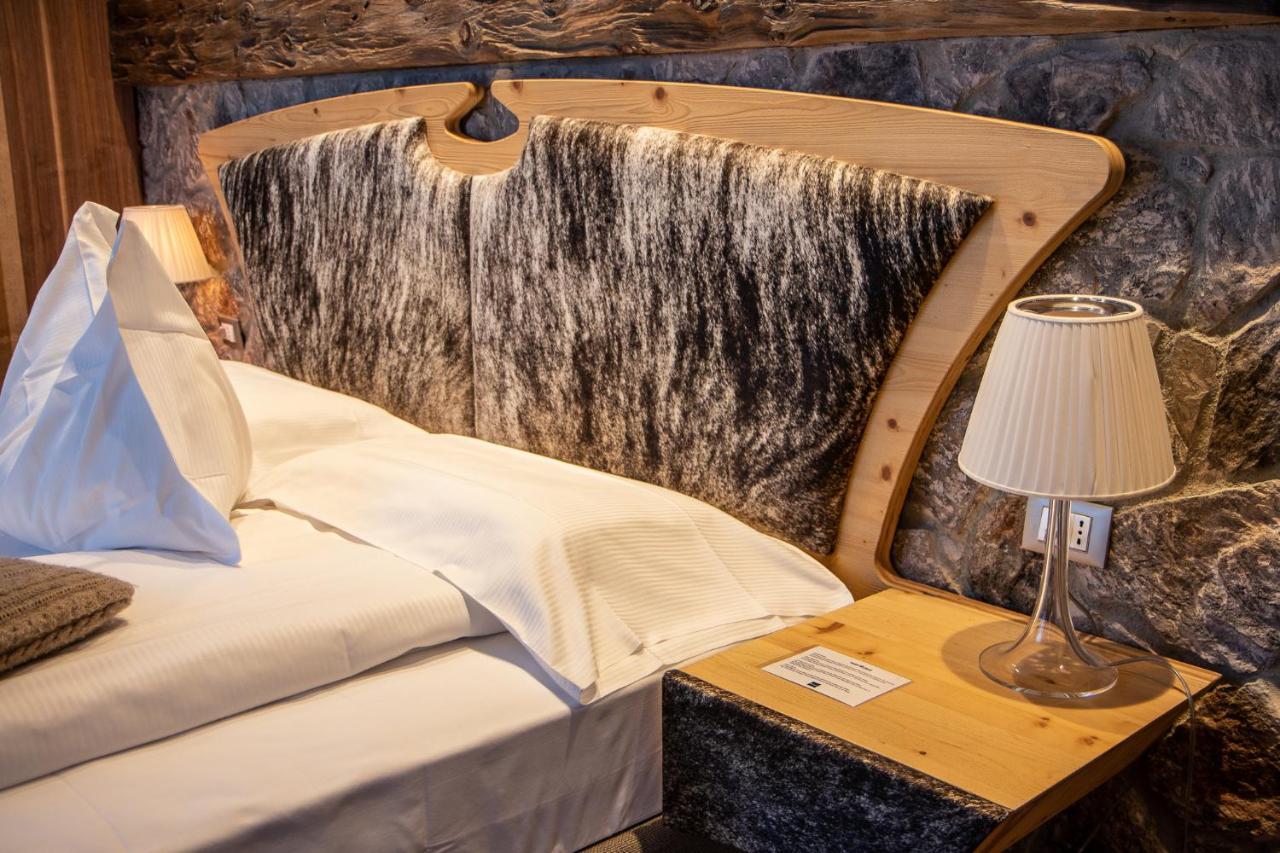 Hotel Corona Tirano Kültér fotó